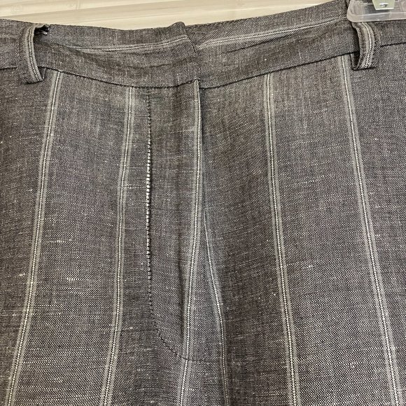 david n grey linen suit with jacket and mid-calf pants, size 12 - Picture 8 of 12